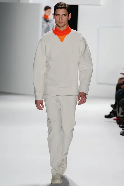Look 7